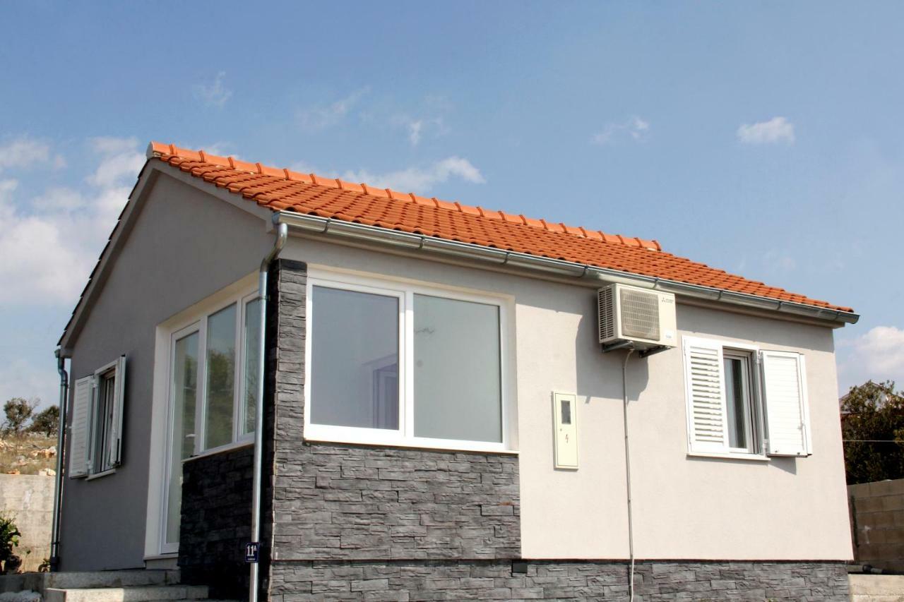 Lari Home Primosten Luaran gambar
