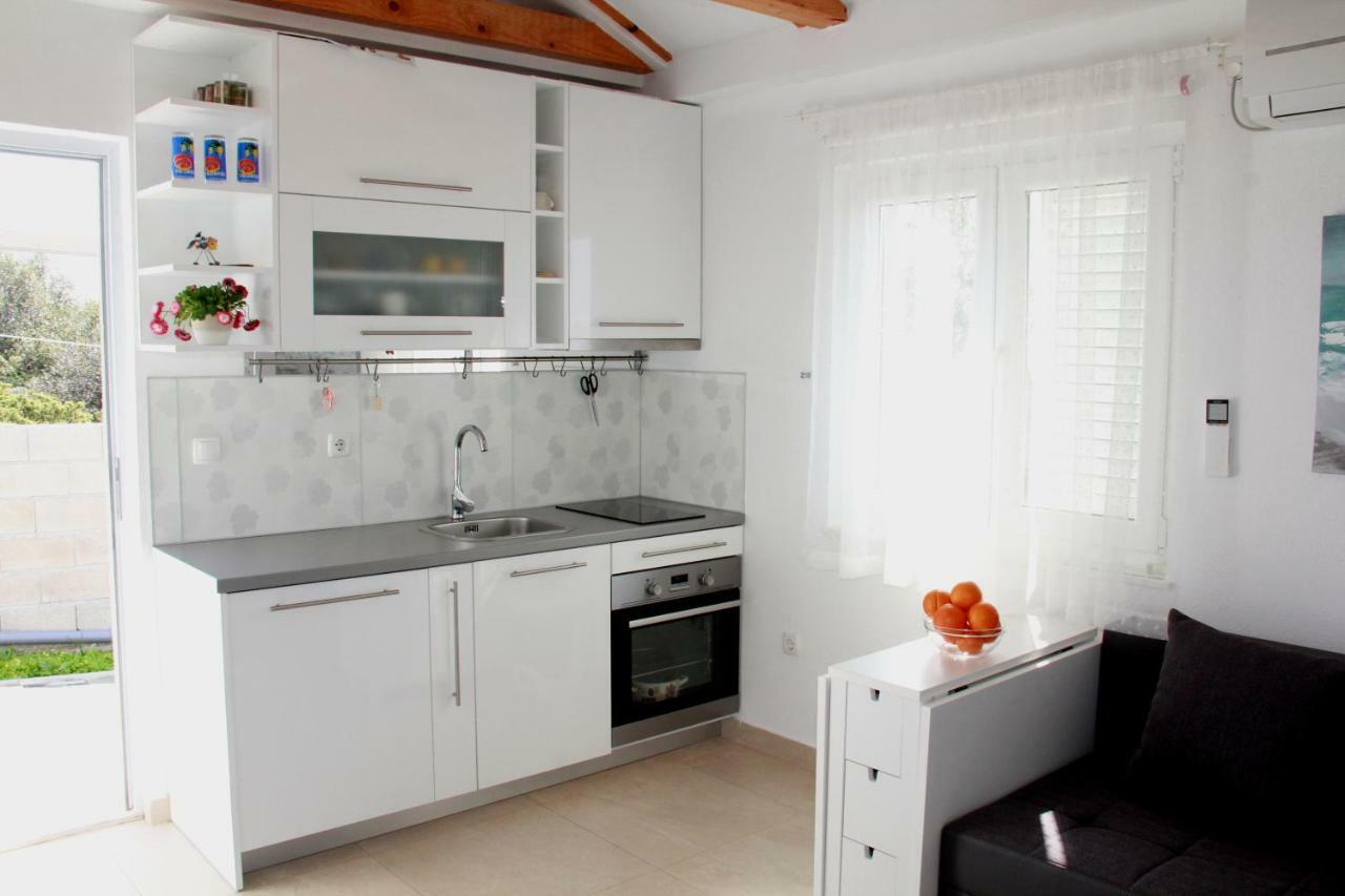 Lari Home Primosten Luaran gambar